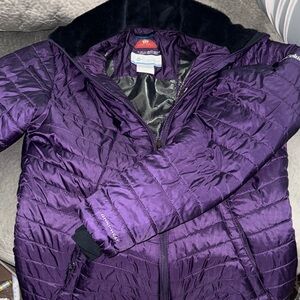 Woman purple Columbia winter coat. Omni shield medium